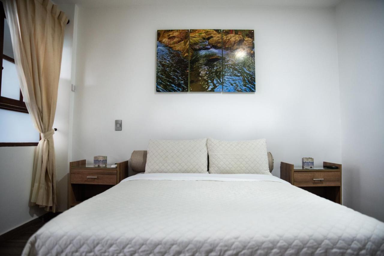 Hotel On The Rock Minca Εξωτερικό φωτογραφία