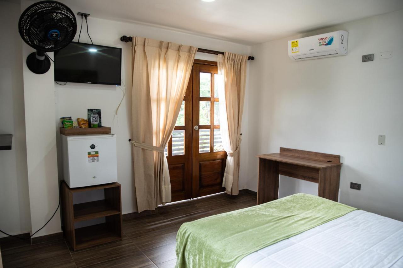 Hotel On The Rock Minca Εξωτερικό φωτογραφία