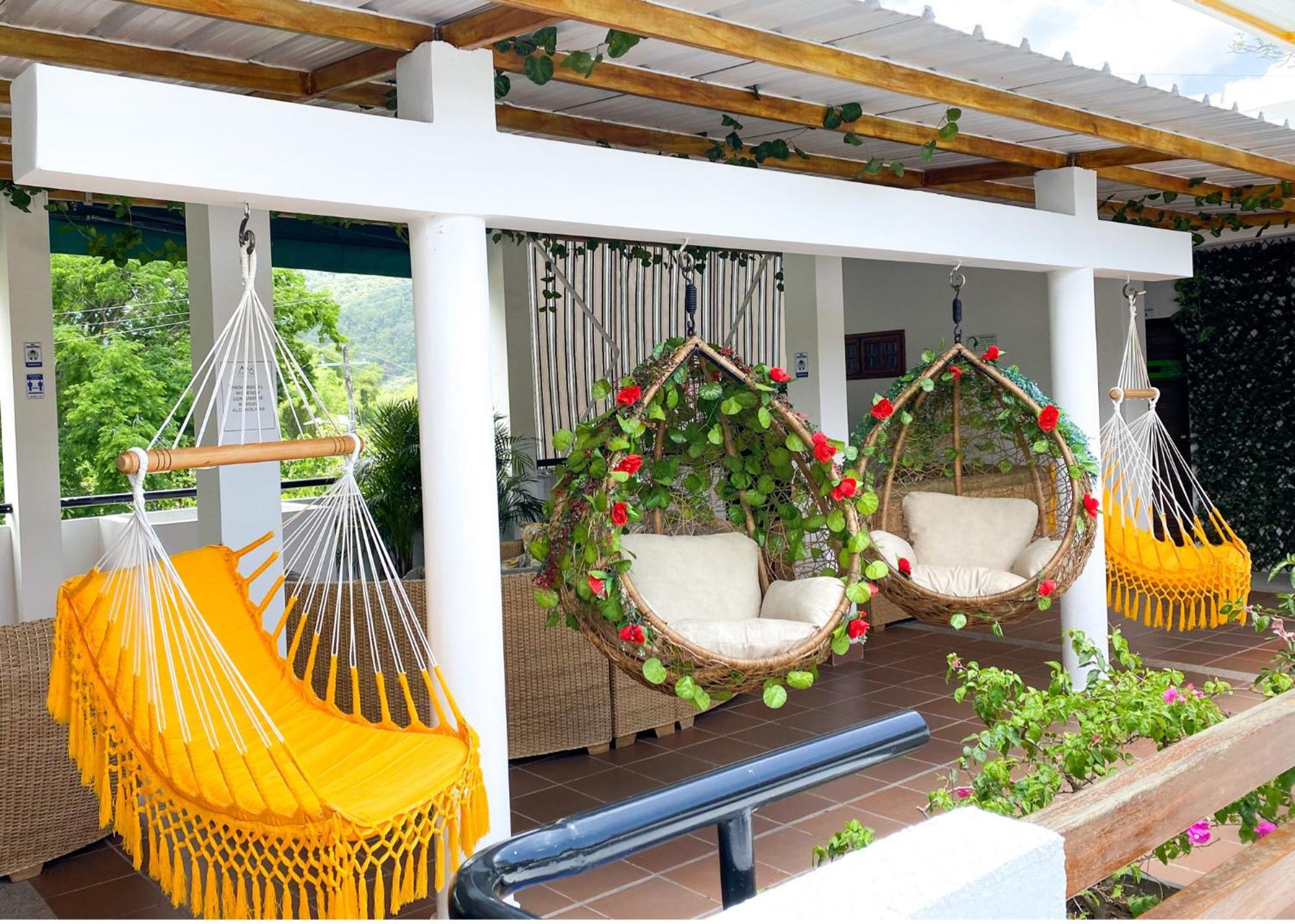 Hotel On The Rock Minca Εξωτερικό φωτογραφία
