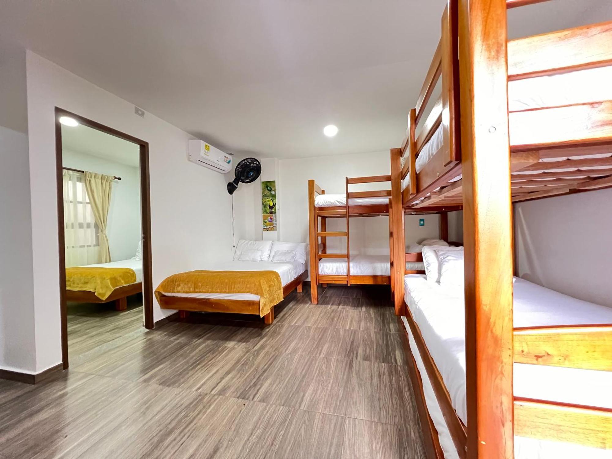 Hotel On The Rock Minca Εξωτερικό φωτογραφία